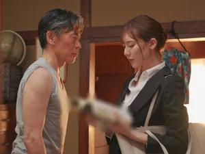 Em thư ký dâm đãng không ngủ được vì bị cấp trên cho uống thuốc kích dục
