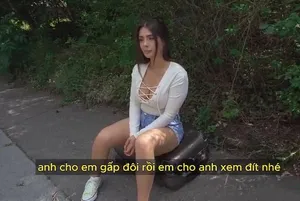 Úp mặt vào sông quê anh sướng quên lối về